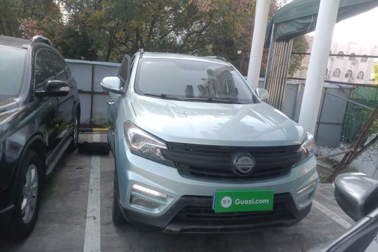 Used Dongfeng Fengon S560 2018 1.8L Manual Comfort 5-Seater China V Standard Exterior 1