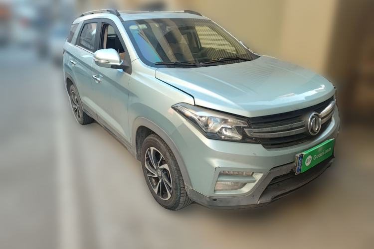 Used Dongfeng Fengon S560 2018 1.8L Manual Comfort 7-Seater Exterior 2