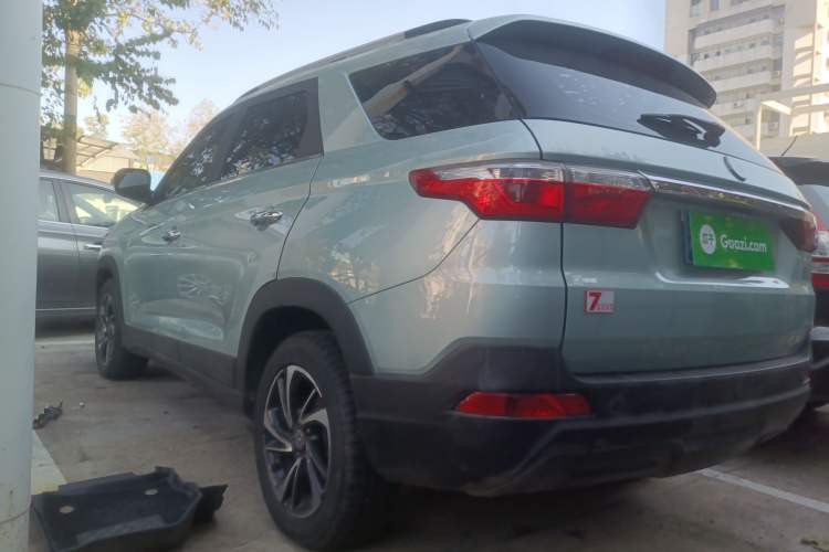 Used Dongfeng Fengon S560 2018 1.8L Manual Comfort 5-Seater China V Standard Exterior 3