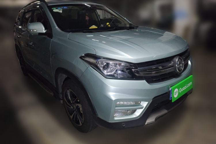 Used Dongfeng Fengon S560 2018 1.8L CVT Smart Connect 7-Seater Front Right 45 Deg