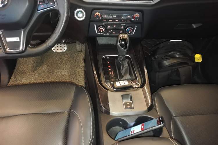 Used Dongfeng Fengon S560 2018 1.8L CVT Prestige Model Gear Lever