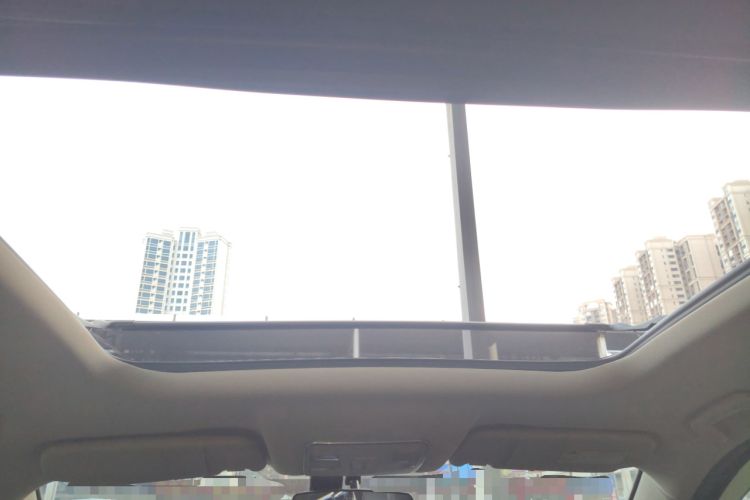Used Dongfeng Fengon S560 2018 1.8L CVT Smart Connect 7-Seater Headliner