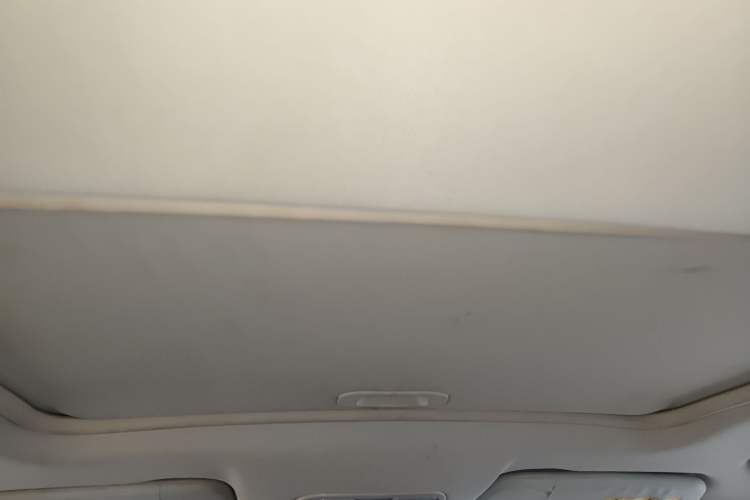 Used Dongfeng Fengon S560 2018 1.8L Manual Comfort 7-Seater Headliner
