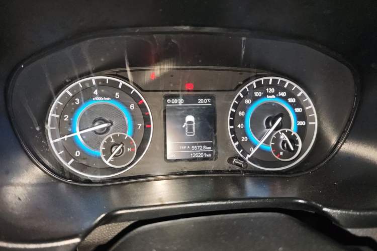 Used Dongfeng Fengon S560 2018 1.8L Manual Comfort 5-Seater China V Standard Instrument Cluster
