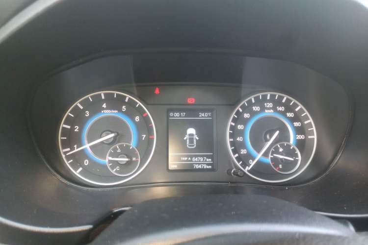 Used Dongfeng Fengon S560 2018 1.8L Manual Comfort 5-Seater China V Standard Instrument Cluster