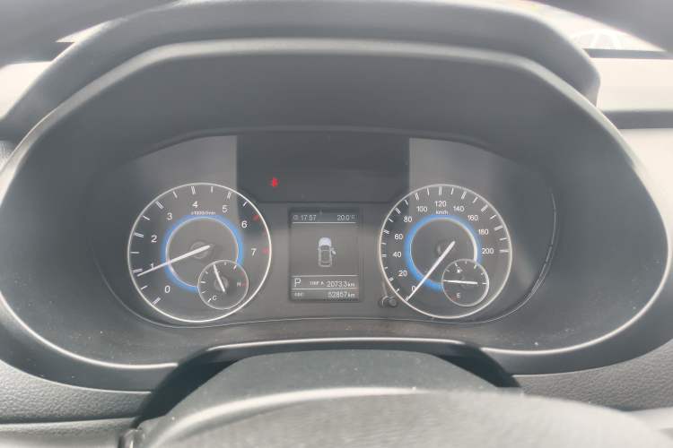 Used Dongfeng Fengon S560 2018 1.8L CVT Elite Model 7 Seats Instrument Cluster