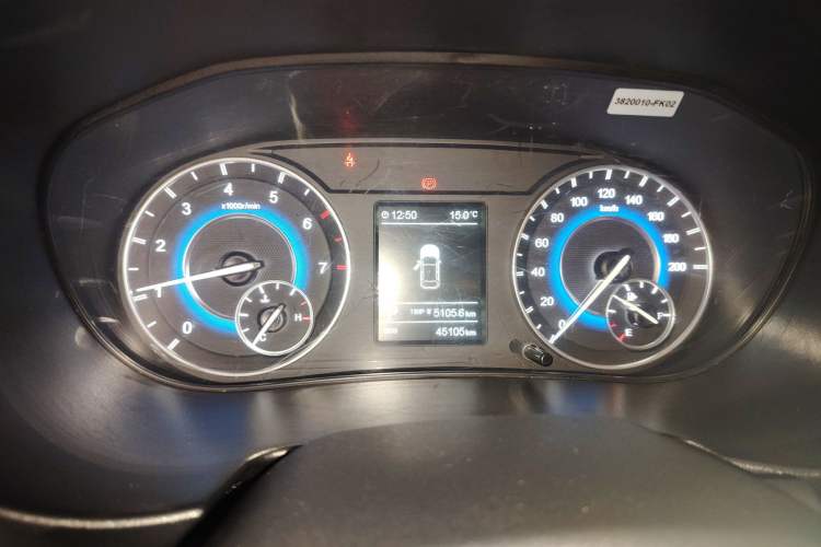 Used Dongfeng Fengon S560 2018 1.8L CVT Urban Model 5 Seats Instrument Cluster