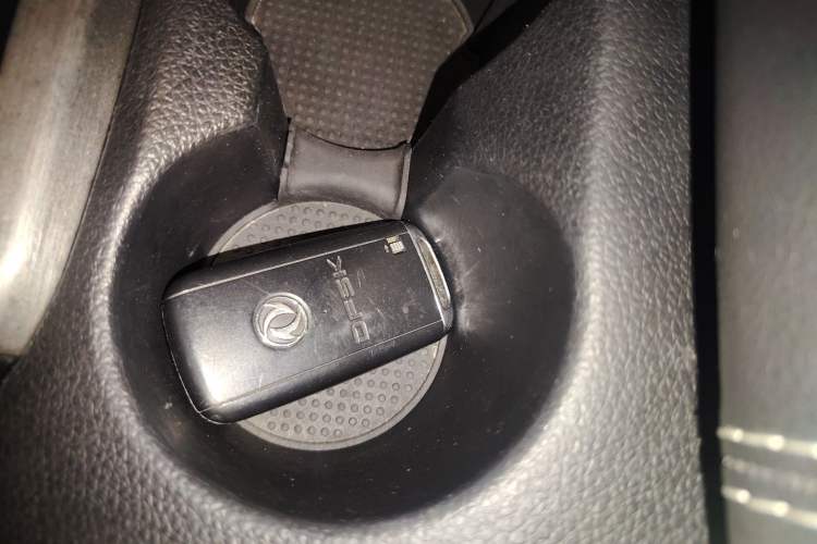 Used Dongfeng Fengon S560 2018 1.8L CVT Urban Model 5 Seats Interior 1