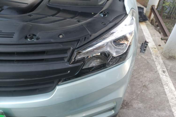 Used Dongfeng Fengon S560 2018 1.8L Manual Comfort 5-Seater China V Standard Left Front Headlight