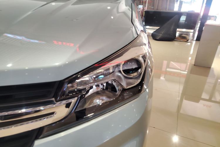 Used Dongfeng Fengon S560 2018 1.8L CVT Urban Model 5 Seats Left Front Headlight