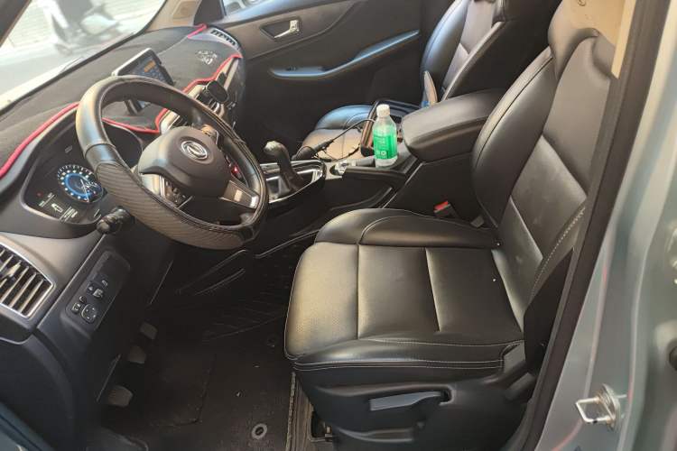 Used Dongfeng Fengon S560 2018 1.8L Manual Comfort 7-Seater Left Front Seat