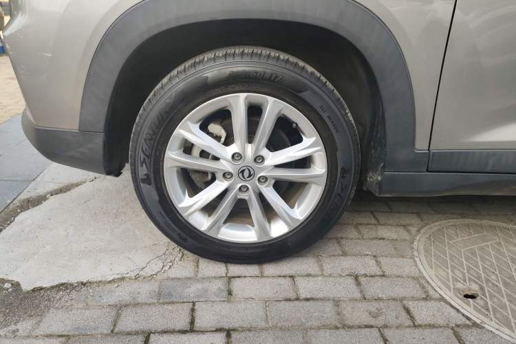 Used Dongfeng Fengon S560 2018 1.8L Manual Urban Model 7 Seats Left Front Wheel Hub