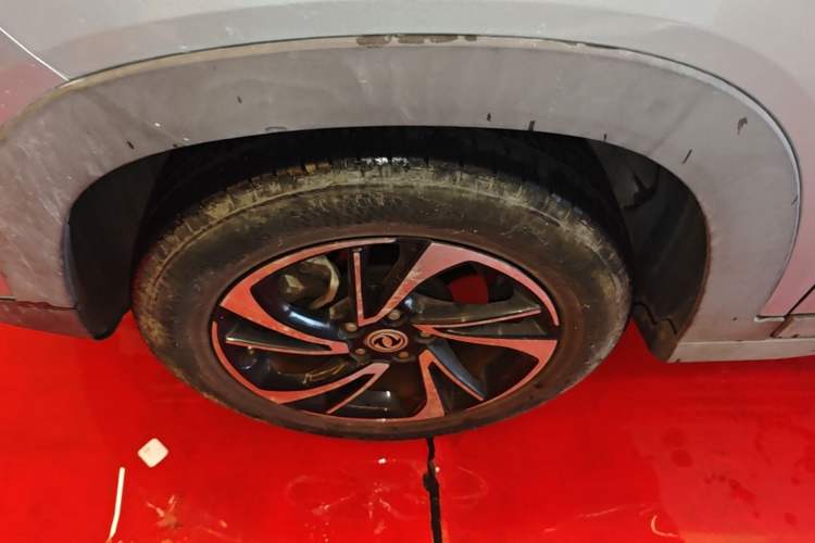 Used Dongfeng Fengon S560 2018 1.8L CVT Prestige Model Left Front Wheel Hub