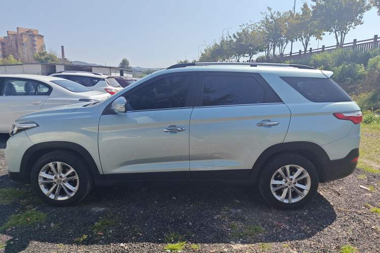 Used Dongfeng Fengon S560 2018 1.8L CVT Elite Model 7 Seats Left Side