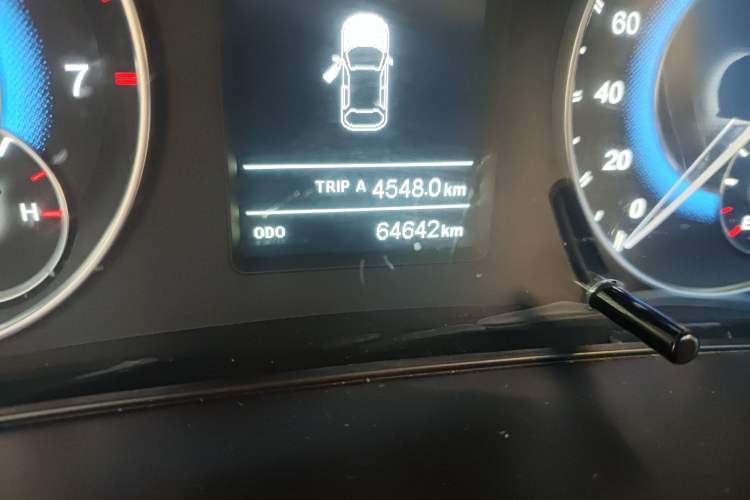 Used Dongfeng Fengon S560 2018 1.8L Manual Comfort 7-Seater Odometer Close Up