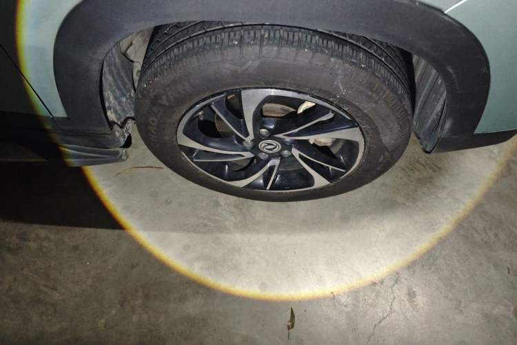 Used Dongfeng Fengon S560 2018 1.8L CVT Smart Connect 7-Seater Right Front Wheel Hub