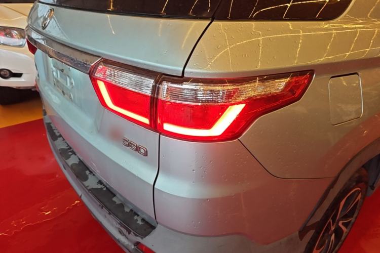 Used Dongfeng Fengon S560 2018 1.8L CVT Prestige Model Right Rear Taillight