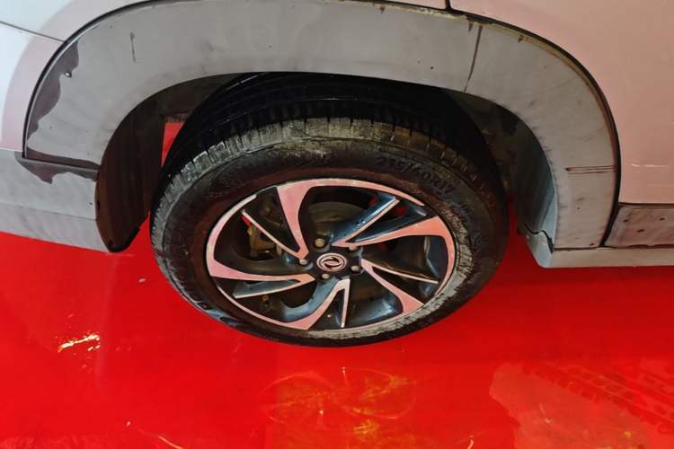 Used Dongfeng Fengon S560 2018 1.8L CVT Prestige Model Right Rear Wheel Hub