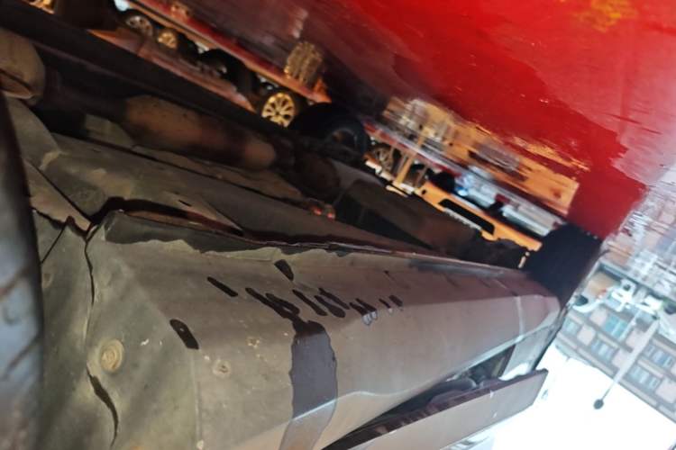 Used Dongfeng Fengon S560 2018 1.8L CVT Prestige Model Right Side Sill