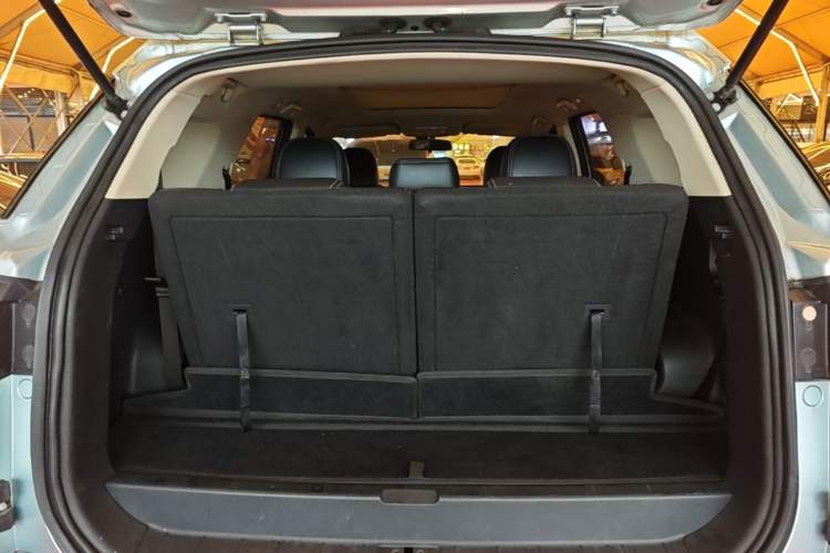 Used Dongfeng Fengon S560 2018 1.8L CVT Prestige Model Trunk