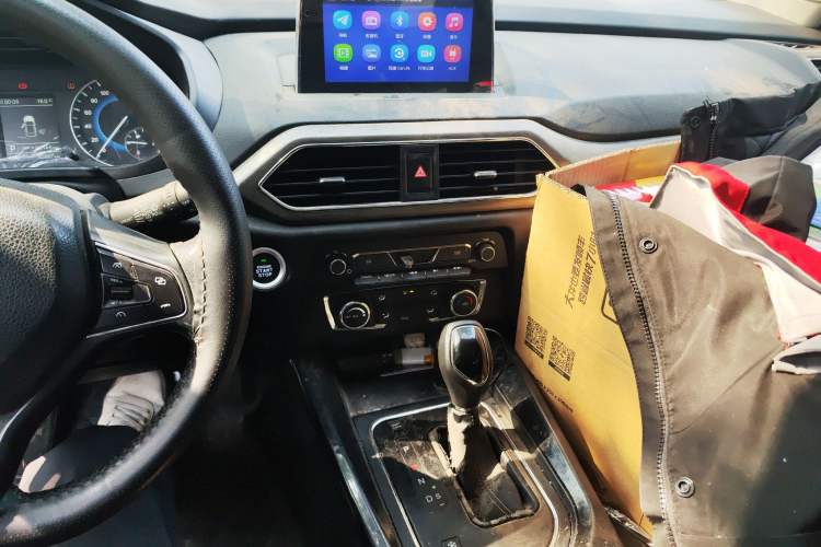 Used Dongfeng Fengon S560 2018 1.8L CVT Prestige Model Audio And AC Panel