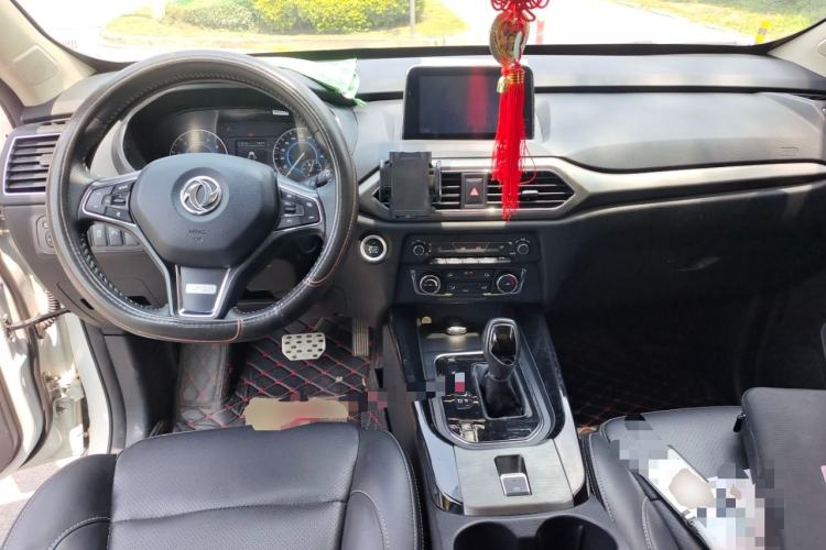 Used Dongfeng Fengon S560 2018 1.8L CVT Prestige Model Center Console