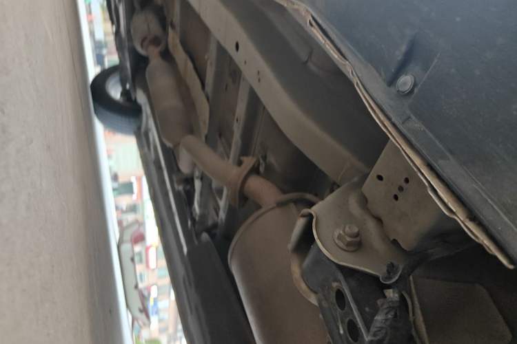 Used Dongfeng Fengon S560 2018 1.8L CVT Elite Model 7 Seats Chassis Rear Left