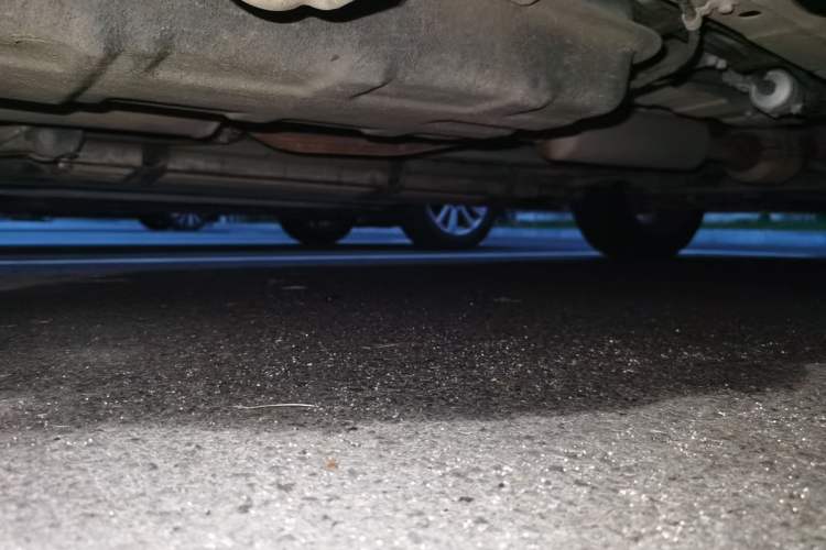 Used Dongfeng Fengon S560 2018 1.8L Manual Comfort 7-Seater Chassis Rear Right