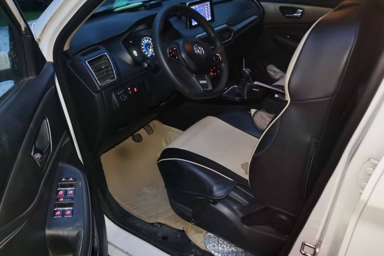 Used Dongfeng Fengon S560 2018 1.8L Manual Comfort 7-Seater Driver Seat
