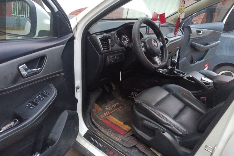 Used Dongfeng Fengon S560 2018 1.8L Manual Comfort 7-Seater Driver Seat