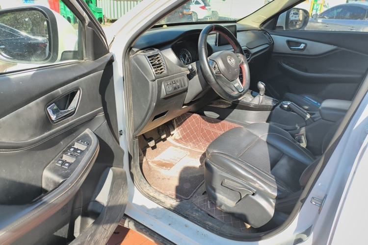 Used Dongfeng Fengon S560 2018 1.8L Manual Comfort 7-Seater Driver Seat