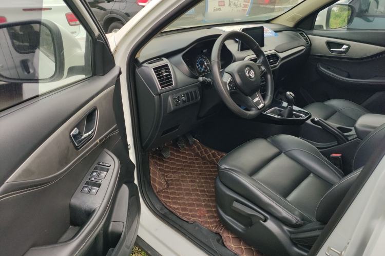 Used Dongfeng Fengon S560 2018 1.8L Manual Urban Model 7 Seats Driver Seat