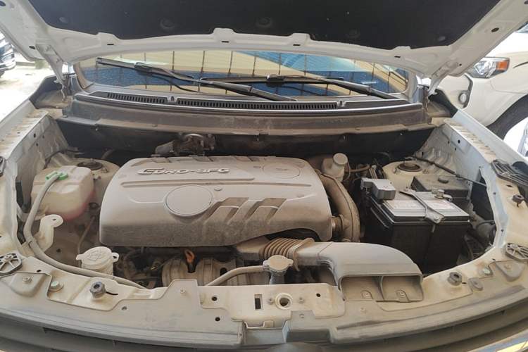 Used Dongfeng Fengon S560 2018 1.8L Manual Urban Model 7 Seats Engine Bay