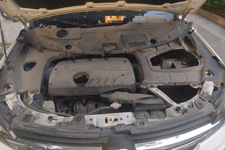 Used Dongfeng Fengon S560 2018 1.8L Manual Comfort 7-Seater Engine Bay