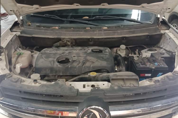 Used Dongfeng Fengon S560 2018 1.8L CVT Elite Model 5 Seats Engine Bay