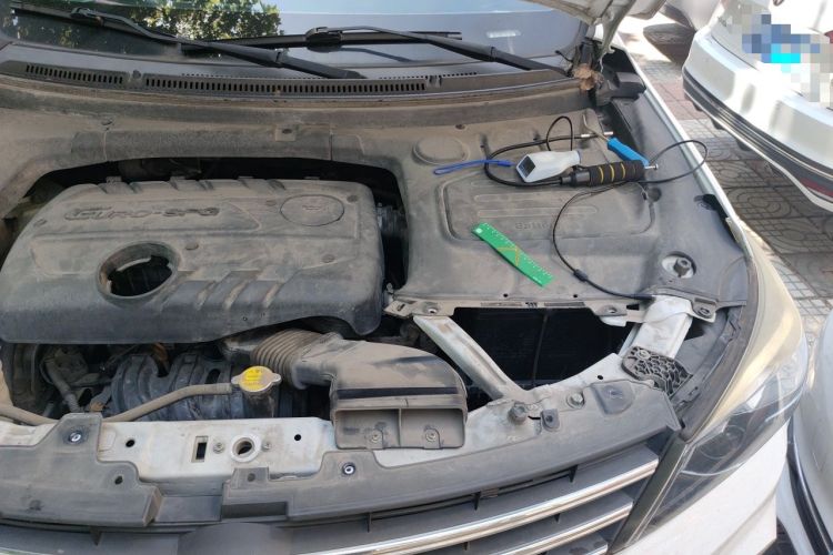 Used Dongfeng Fengon S560 2018 1.8L CVT Comfort Model 5 Seats Engine Bay Left