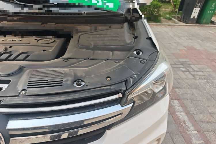 Used Dongfeng Fengon S560 2018 1.8L CVT Comfort Model 7 Seats Engine Bay Left