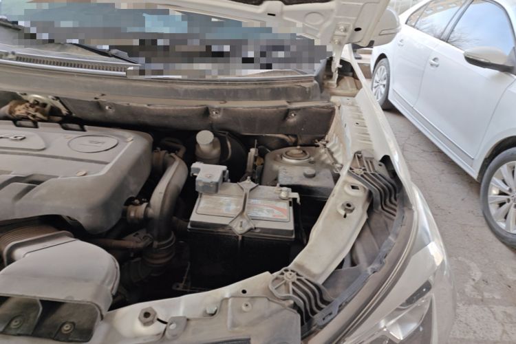 Used Dongfeng Fengon S560 2018 1.8L CVT Urban Model 7 Seats Engine Bay Left