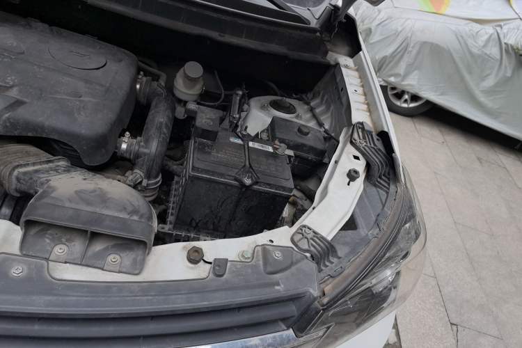 Used Dongfeng Fengon S560 2018 1.8L Manual Urban Model 5 Seats Engine Bay Left