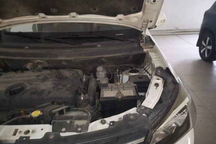 Used Dongfeng Fengon S560 2018 1.8L Manual Urban Model 5 Seats Engine Bay Left