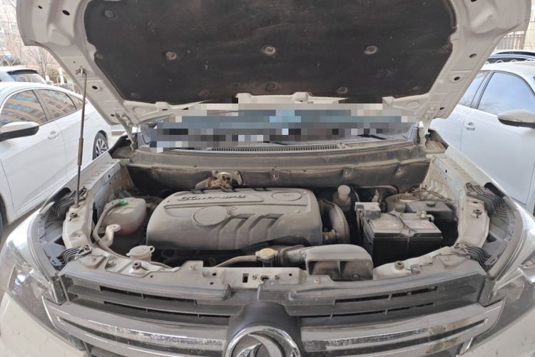 Used Dongfeng Fengon S560 2018 1.8L CVT Urban Model 7 Seats Engine Bay