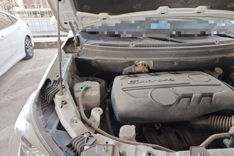 Used Dongfeng Fengon S560 2018 1.8L CVT Urban Model 7 Seats Engine Bay Right