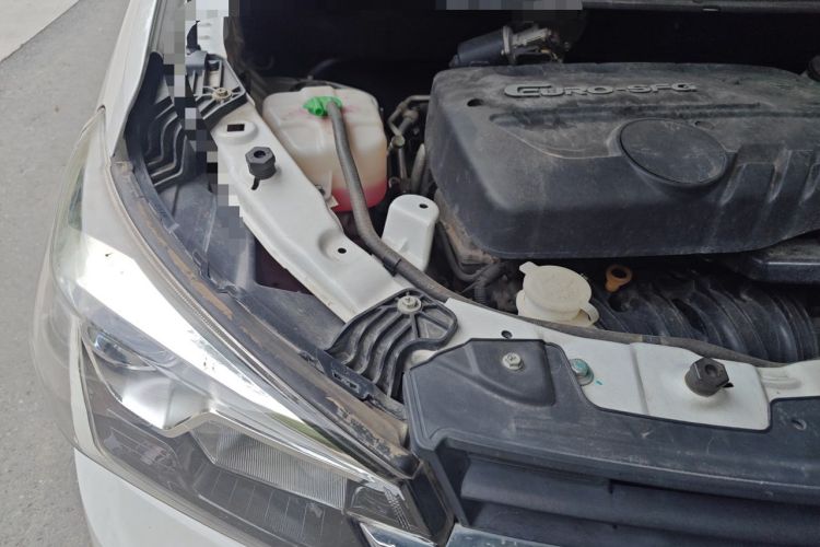 Used Dongfeng Fengon S560 2018 1.8L Manual Urban Model 7 Seats Engine Bay Right