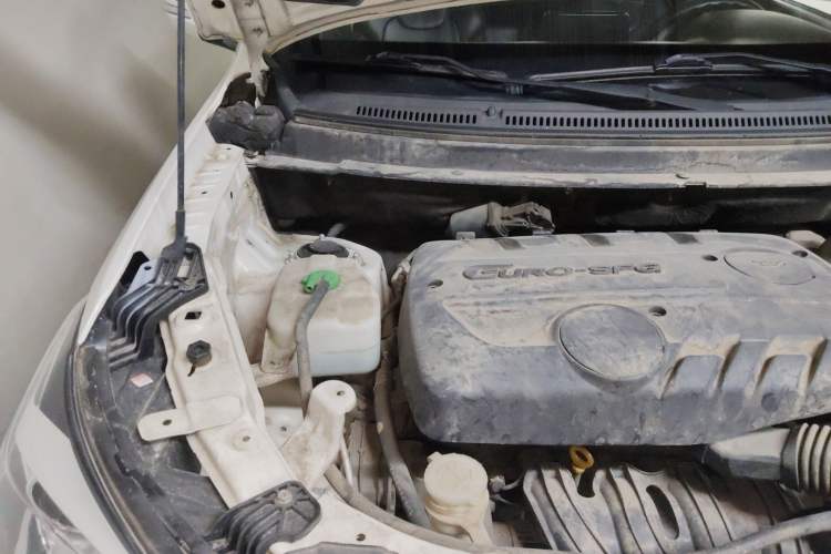 Used Dongfeng Fengon S560 2018 1.8L Manual Elite 7-Seater Engine Bay Right
