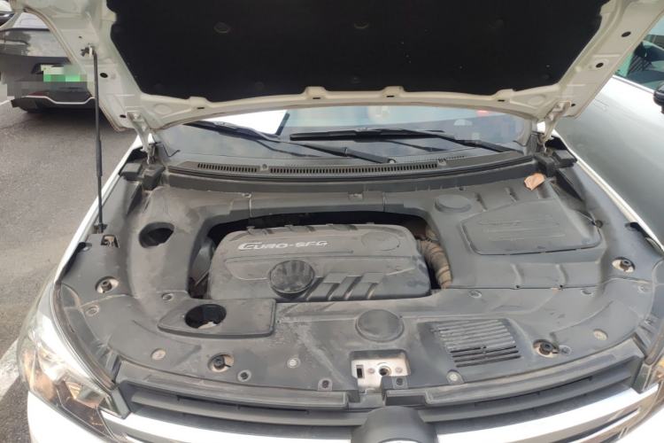 Used Dongfeng Fengon S560 2018 1.8L CVT Prestige Model Engine Bay