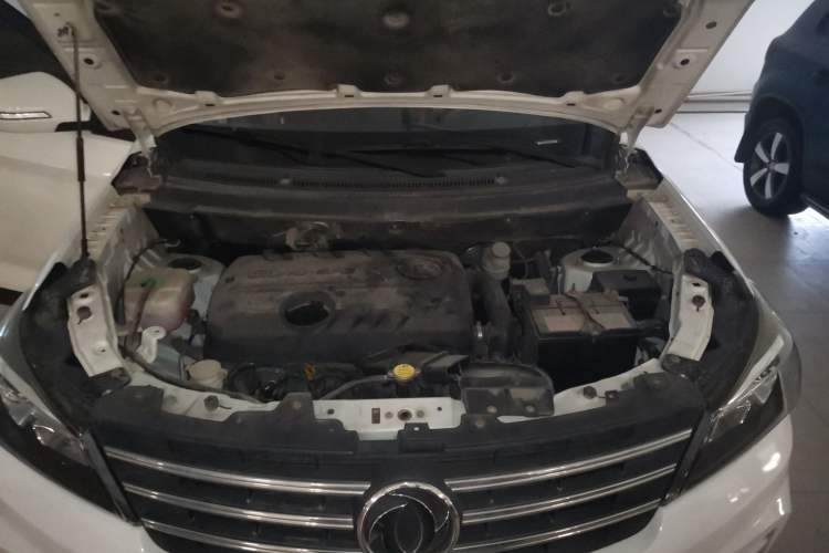 Used Dongfeng Fengon S560 2018 1.8L Manual Urban Model 5 Seats Engine Bay