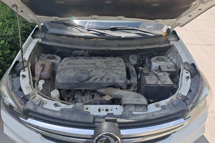 Used Dongfeng Fengon S560 2018 1.8L Manual Urban Model 7 Seats Engine Bay