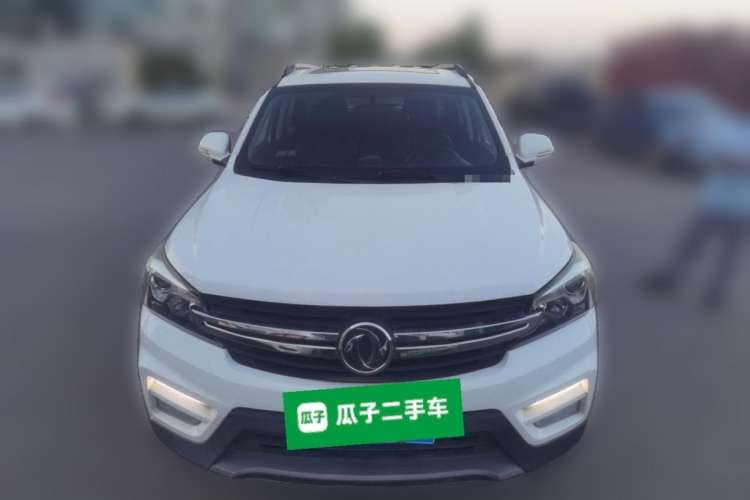 Used Dongfeng Fengon S560 2018 1.8L Manual Comfort 7-Seater Exterior 1