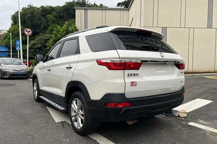 Used Dongfeng Fengon S560 2018 1.8L Manual Urban Model 7 Seats Exterior 3