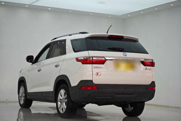 Used Dongfeng Fengon S560 2018 1.8L CVT Elite Model 7 Seats Exterior 3